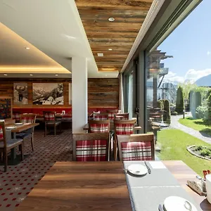 4* Hotel Garni Schellenberg